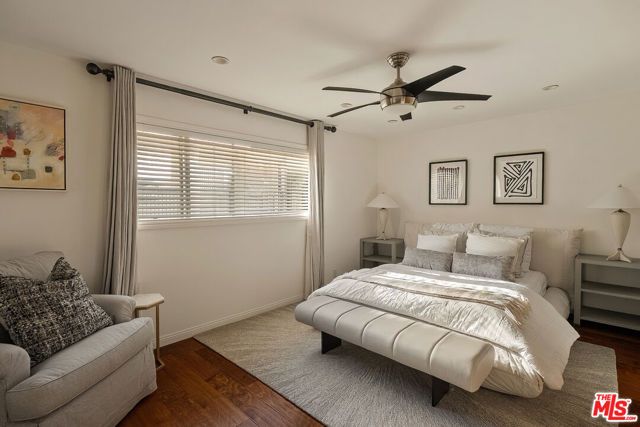 907 12th Street 4, Santa Monica, CA 90403