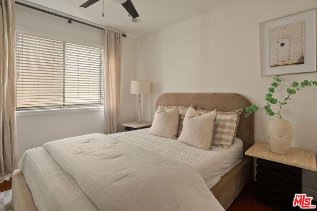 907 12th Street 4, Santa Monica, CA 90403