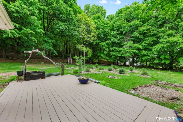 917 Hopewell Road, Glastonbury, CT 06073