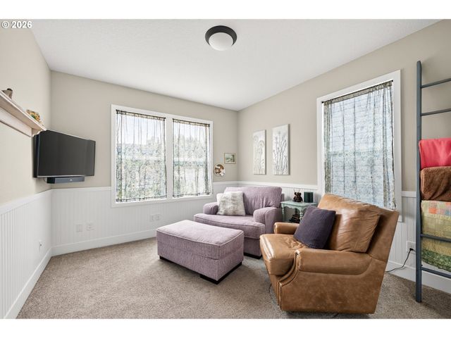 128 E TAYLOR Dr, Newberg, OR 97132