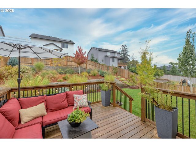 128 E TAYLOR Dr, Newberg, OR 97132