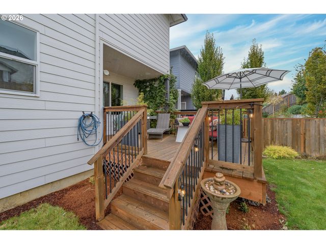 128 E TAYLOR Dr, Newberg, OR 97132