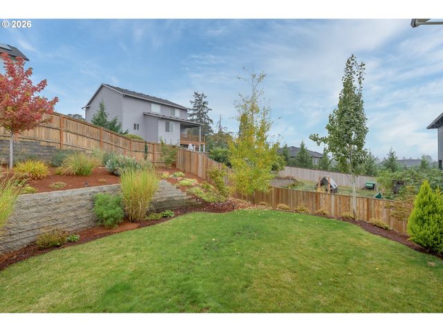 128 E TAYLOR Dr, Newberg, OR 97132
