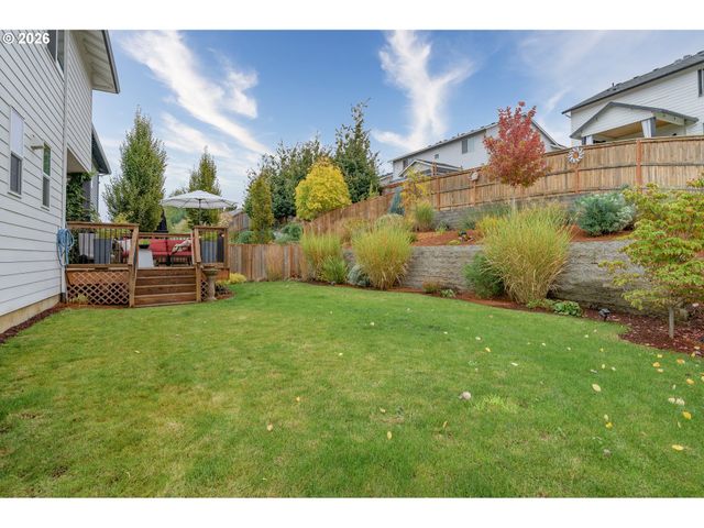 128 E TAYLOR Dr, Newberg, OR 97132