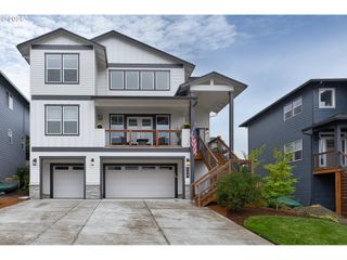 128 E TAYLOR Dr, Newberg, OR 97132