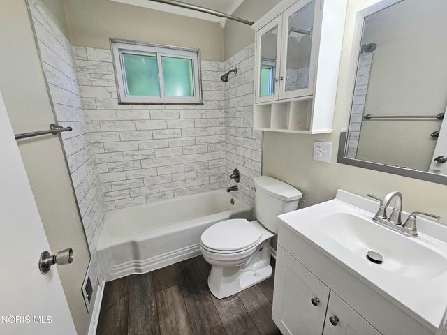 2831 E Glenn Street, Toledo, OH 43613