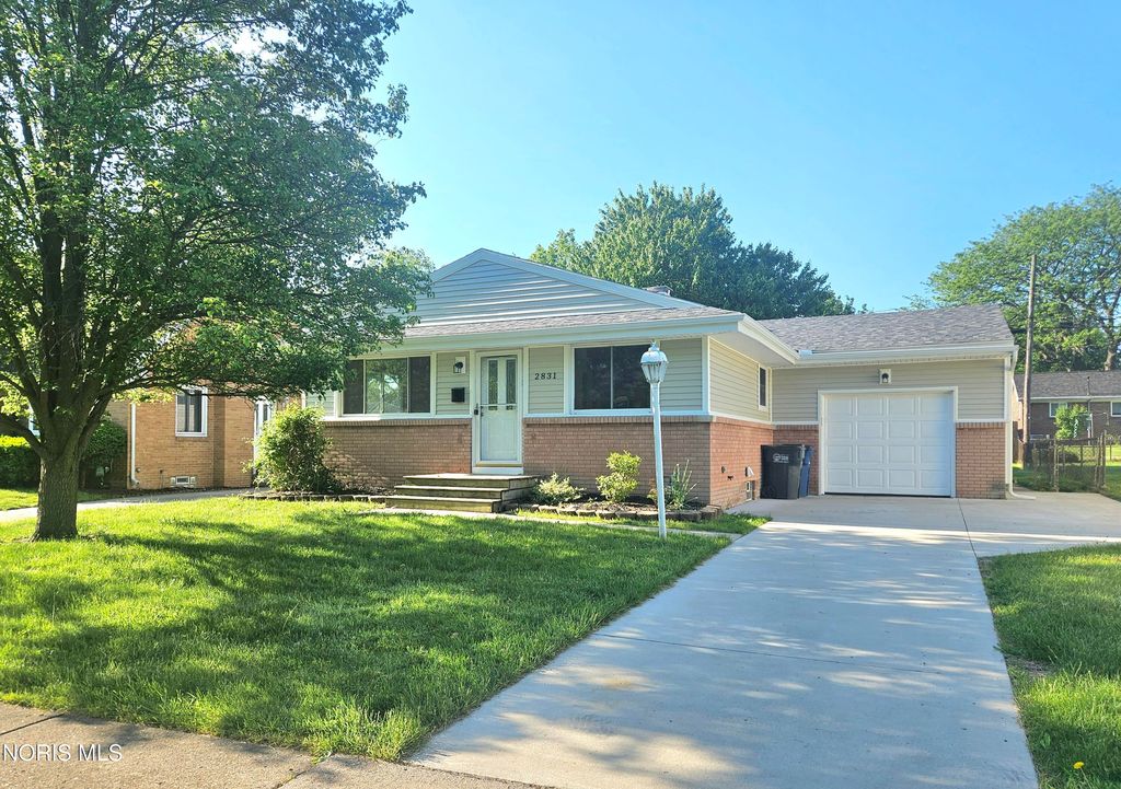 2831 E Glenn Street, Toledo, OH 43613