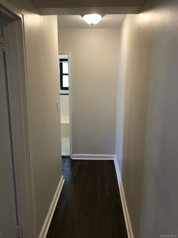 33 William Street 6G, Mount Vernon, NY 10552