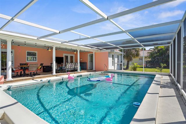 201 CAVALLINI DRIVE, Nokomis, FL 34275