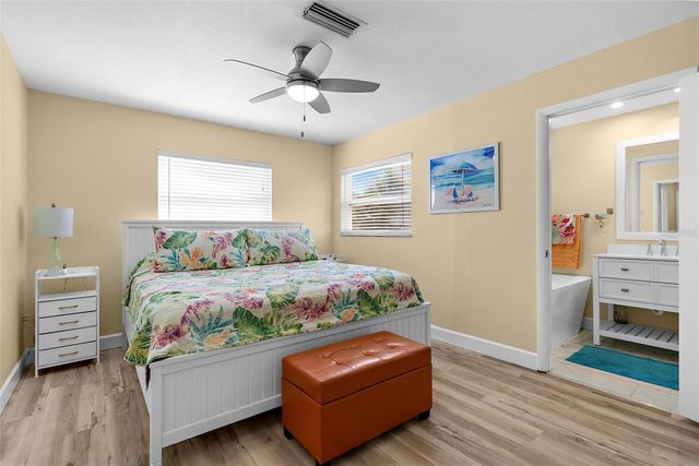 201 CAVALLINI DRIVE, Nokomis, FL 34275