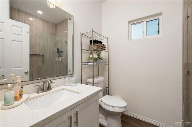 903 Thomas Lane, Alamo, TX 78516