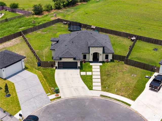 903 Thomas Lane, Alamo, TX 78516