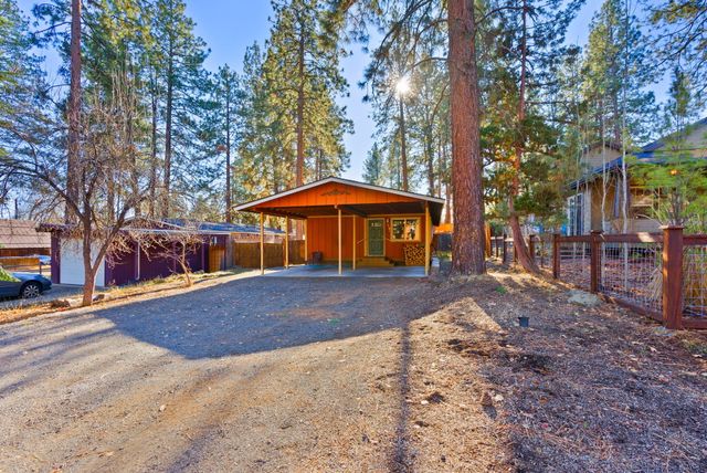 1505 NW Jacksonville Avenue, Bend, OR 97703