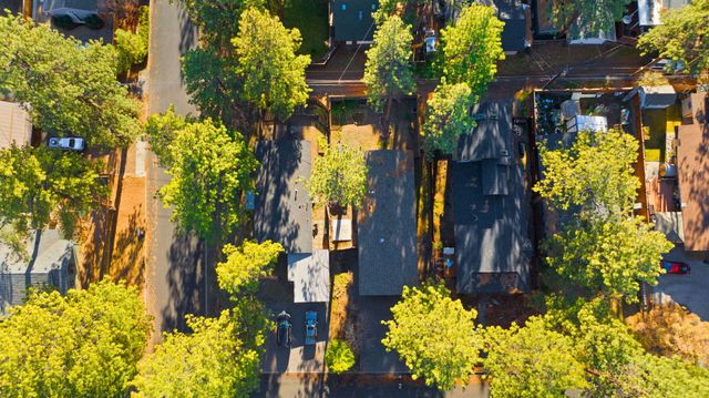 1505 NW Jacksonville Avenue, Bend, OR 97703