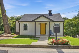 1756 Mary George Avenue NW, Atlanta, GA 30318