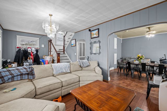 618 W 17th Street, Davenport, IA 52803