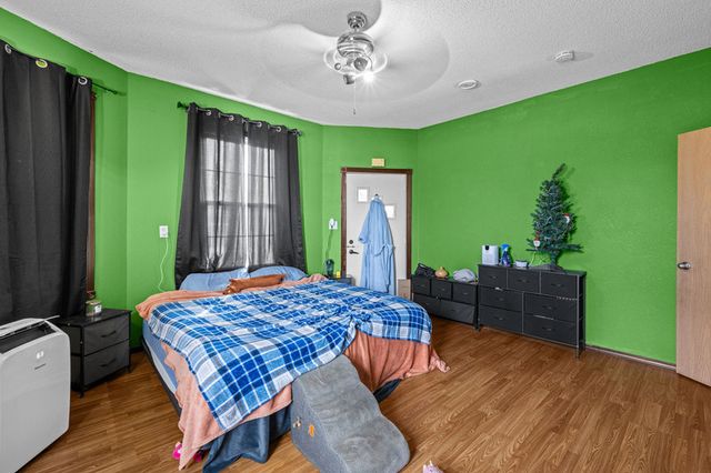 618 W 17th Street, Davenport, IA 52803