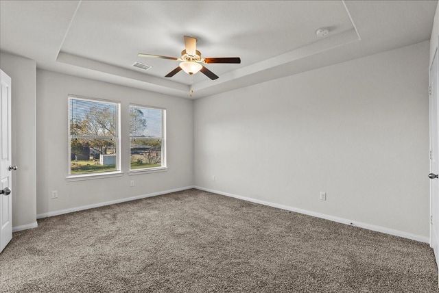 6738 Blimp Base Road, Hitchcock, TX 77563