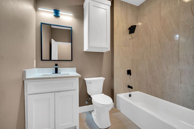 203 W Denton Street, Palmer, TX 75152