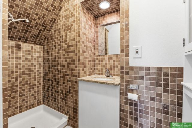 2908 Izard Street, Omaha, NE 68131