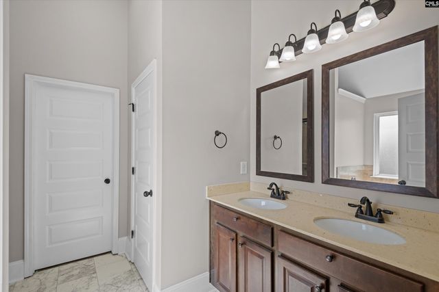 119 Grey Oaks Lane, Lexington, SC 29072