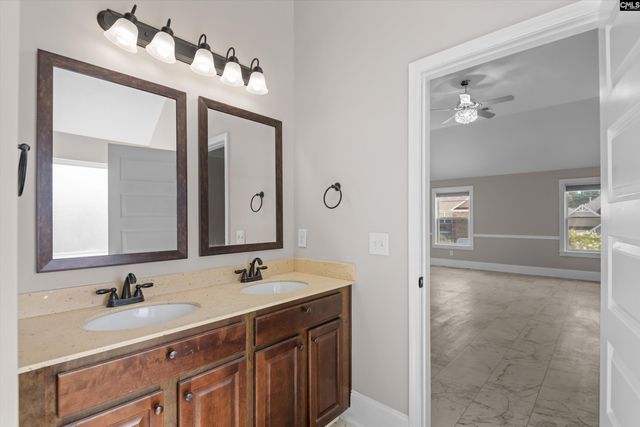 119 Grey Oaks Lane, Lexington, SC 29072