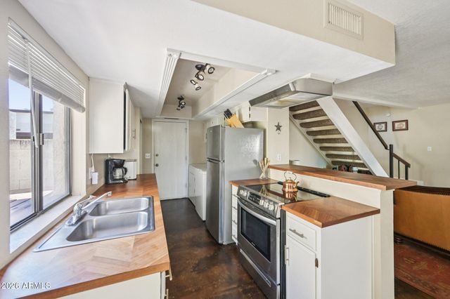 8829 S 48TH Street 1, Phoenix, AZ 85044