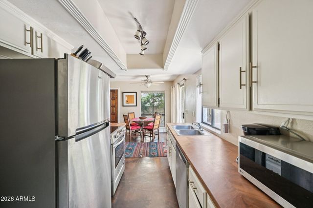 8829 S 48TH Street 1, Phoenix, AZ 85044