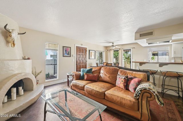 8829 S 48TH Street 1, Phoenix, AZ 85044