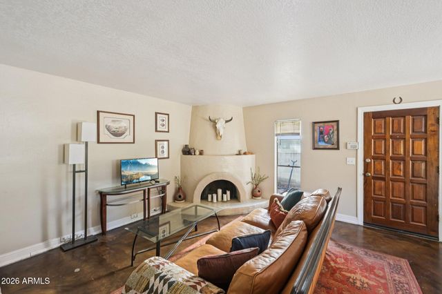 8829 S 48TH Street 1, Phoenix, AZ 85044