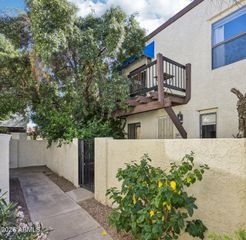 8829 S 48TH Street 1, Phoenix, AZ 85044