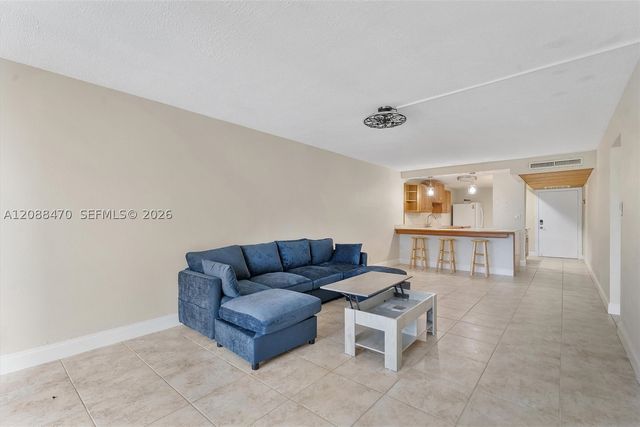 4 Royal Palm Way 3080, Boca Raton, FL 33432
