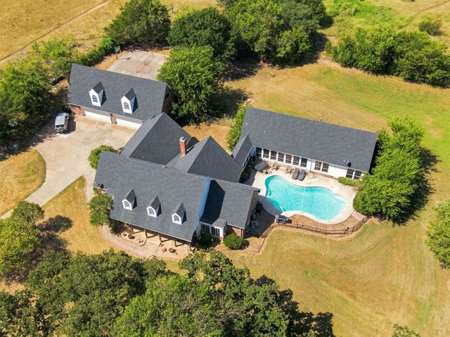 9732 Timber Trail, Scurry, TX 75158
