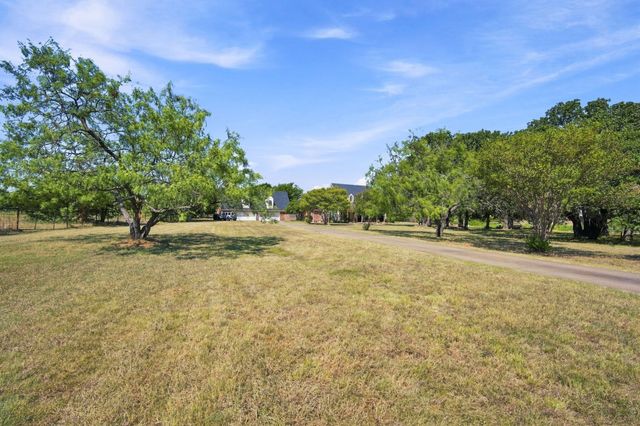 9732 Timber Trail, Scurry, TX 75158