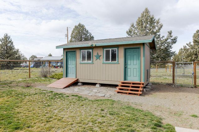 12592 SW Wheatgrass Road, Terrebonne, OR 97760