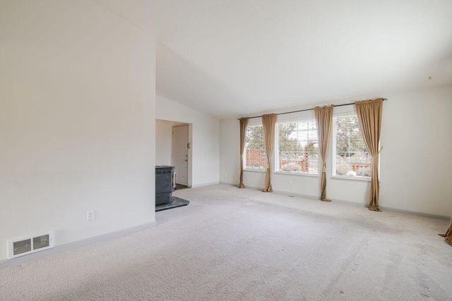 12592 SW Wheatgrass Road, Terrebonne, OR 97760