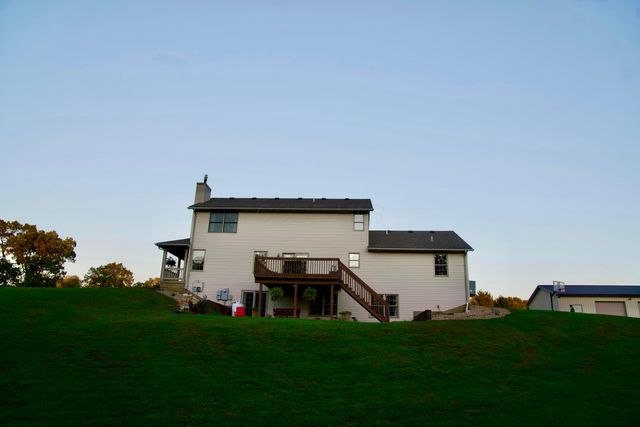 6421 Moorefield Road, Springfield, OH 45502