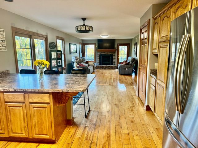 6421 Moorefield Road, Springfield, OH 45502