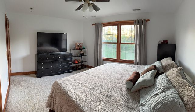 6421 Moorefield Road, Springfield, OH 45502