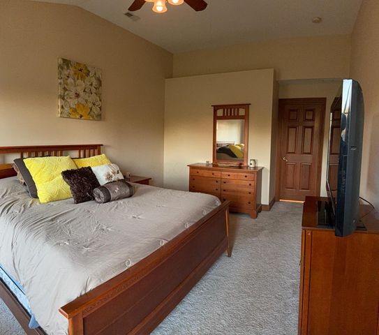 6421 Moorefield Road, Springfield, OH 45502