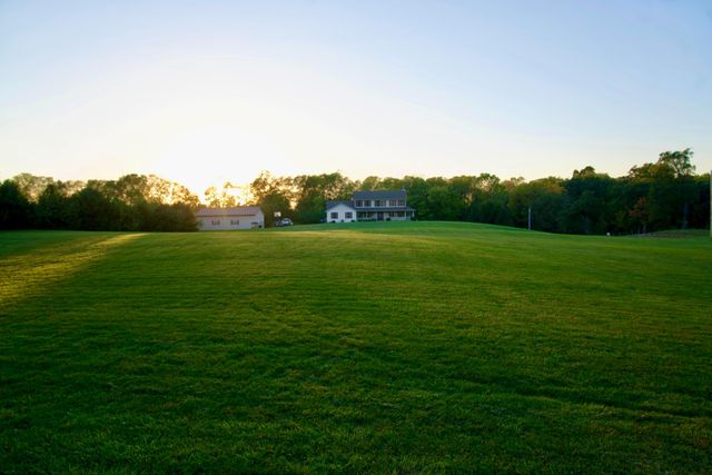 6421 Moorefield Road, Springfield, OH 45502