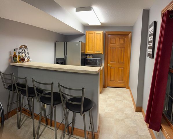 6421 Moorefield Road, Springfield, OH 45502