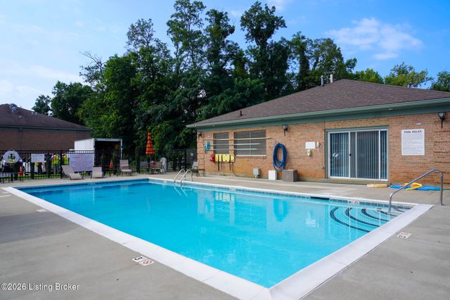 816 Highwood Dr, Louisville, KY 40206