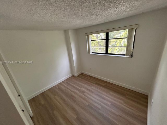 1673 Bay Road 405, Miami Beach, FL 33139