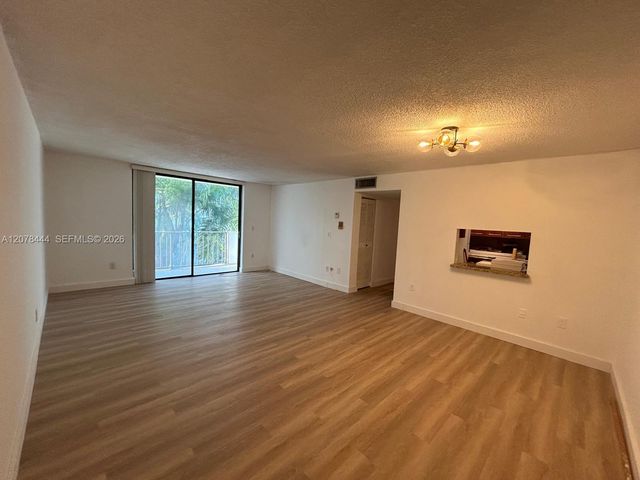 1673 Bay Road 405, Miami Beach, FL 33139