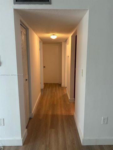 1673 Bay Road 405, Miami Beach, FL 33139