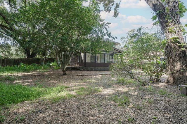 2501 WITHY COURT, Tampa, FL 33618