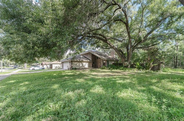 2501 WITHY COURT, Tampa, FL 33618