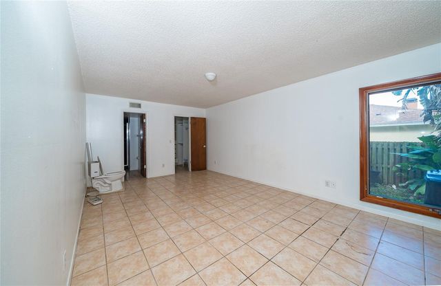 2501 WITHY COURT, Tampa, FL 33618
