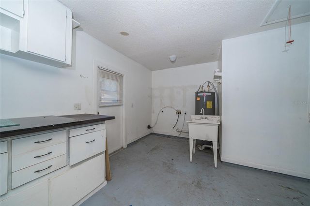 2501 WITHY COURT, Tampa, FL 33618